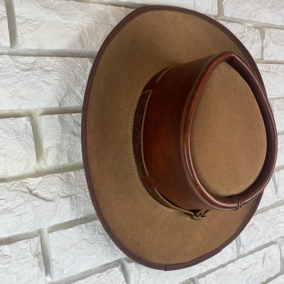 Excalibur Accessories Rare Vintage Excalibur Unisex Hat Size M Poshmark